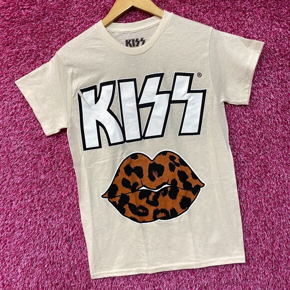 Kiss Cheetah Lips Heavy Metal Band T-Shirt Small - Picture 3 of 4
